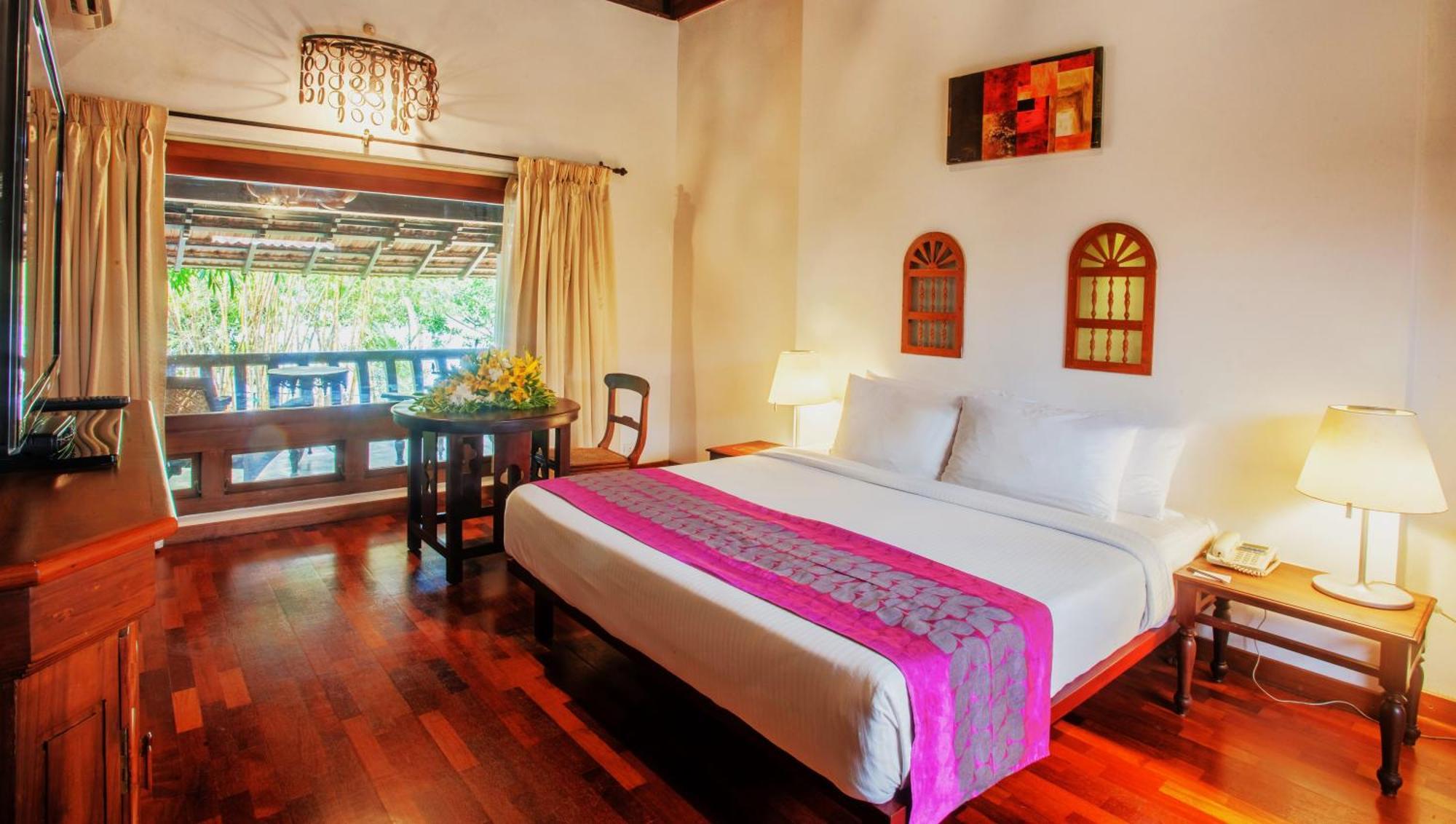 The Leela Ashtamudi, A Raviz Hotel Kollam Exteriör bild Deluxe Room